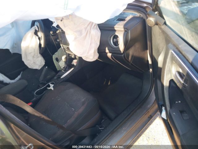 2T1BURHE8KC233795 Toyota COROLLA LE