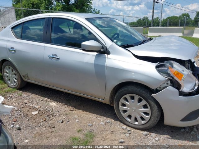 3N1CN7AP8HK429543 Nissan Versa 1.6 Sv
