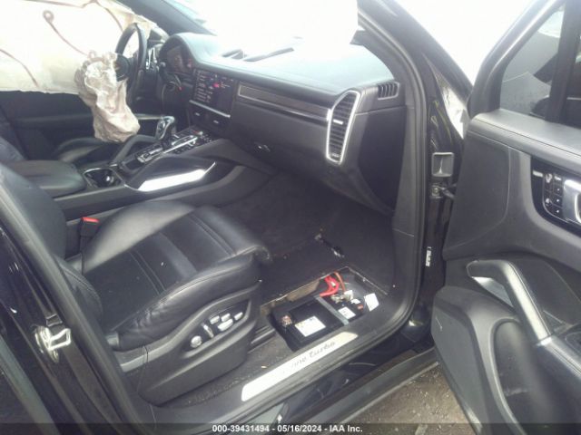 WP1AF2AY2KDA81273 Porsche Cayenne Turbo