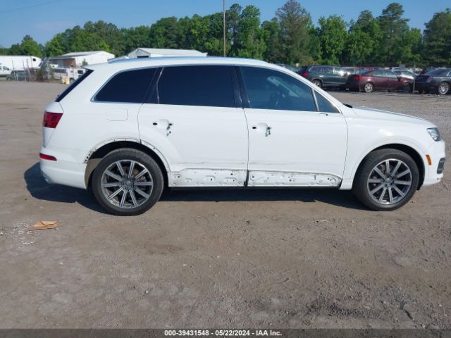 WA1LHAF70HD036995 Audi Q7 2.0t Premium