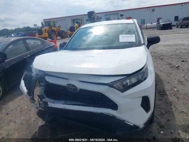 2T3H1RFV4NC181891 Toyota RAV4 LE