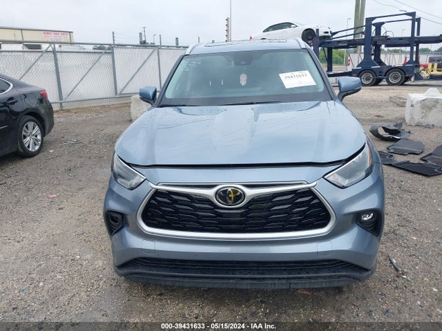 Toyota Highlander Xle 2024 5TDKDRAH3RS054005 Image 12