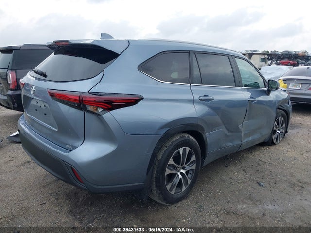 Toyota Highlander Xle 2024 5TDKDRAH3RS054005 Image 4