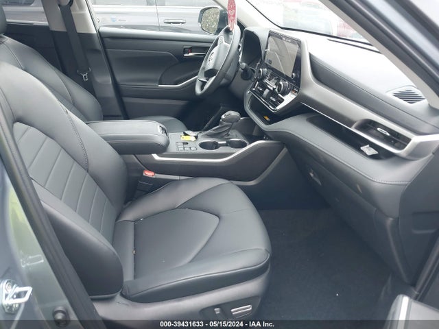 Toyota Highlander Xle 2024 5TDKDRAH3RS054005 Image 5