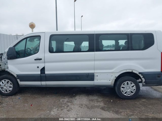 1FBZX2ZM2HKA08142 Ford Transit-350 Xlt