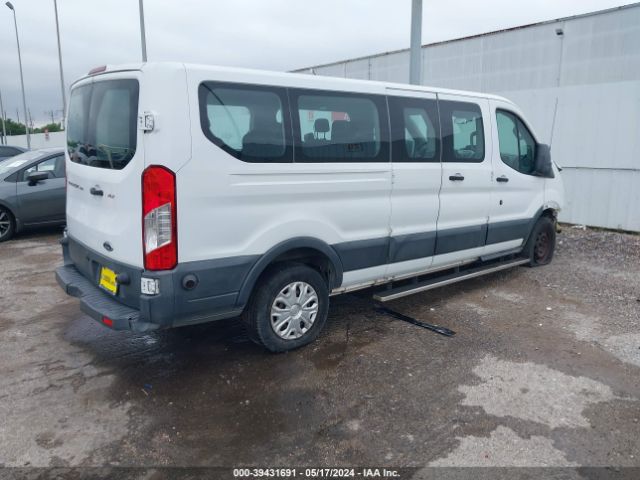 1FBZX2ZM2HKA08142 Ford Transit-350 Xlt
