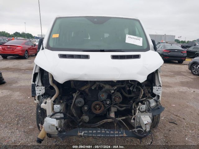 1FBZX2ZM2HKA08142 Ford Transit-350 Xlt