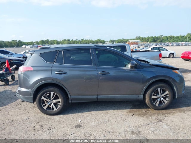 Toyota Rav4 Xle 2017 JTMWFREV5HD100682 Image 13