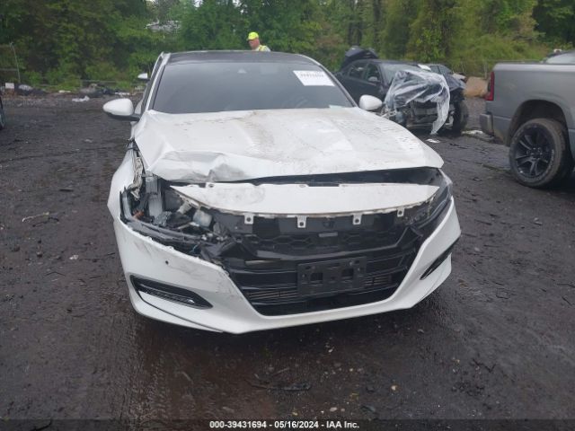 1HGCV1F91JA057959 Honda Accord Touring