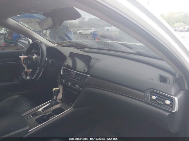 1HGCV1F91JA057959 Honda Accord Touring