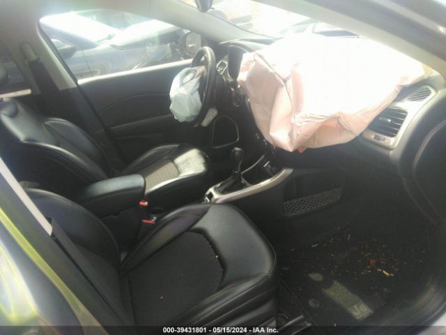 3C4NJCBB9JT125487 Jeep Compass Latitude Fwd