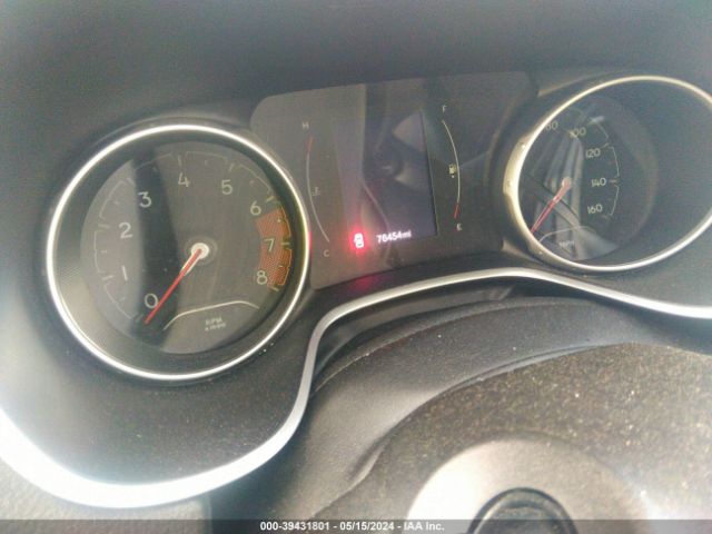3C4NJCBB9JT125487 Jeep Compass Latitude Fwd