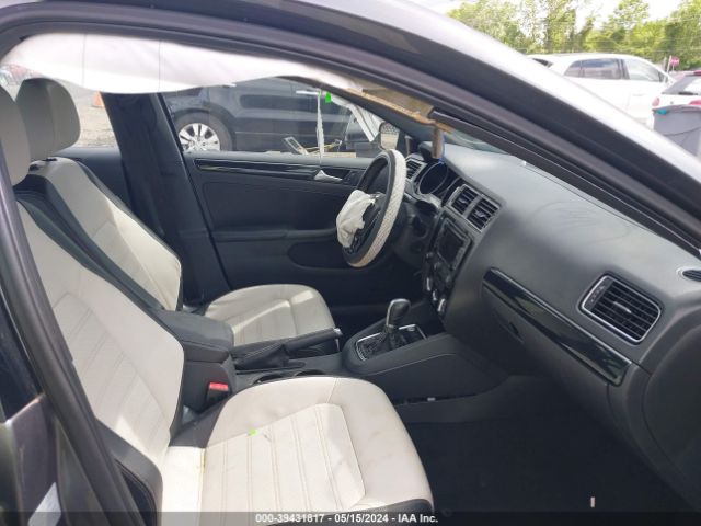 3VWD17AJ3FM217060 Volkswagen Jetta 1.8t Sport