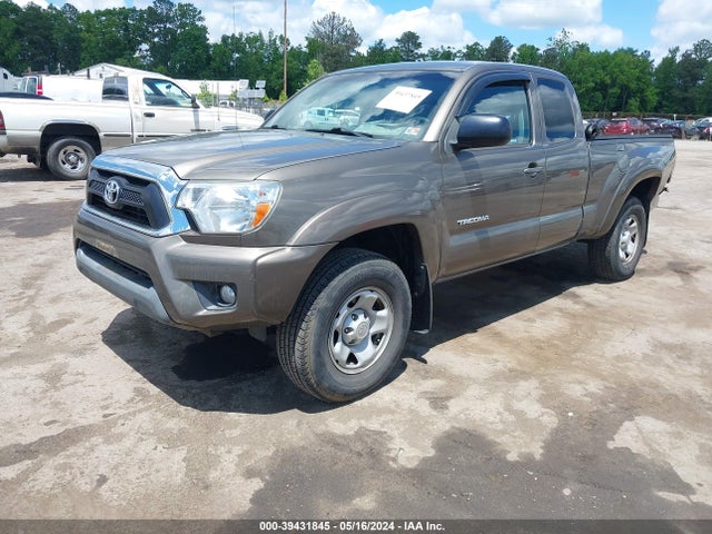 Toyota Tacoma Base V6 2014 5TFUU4EN8EX087128 Image 2
