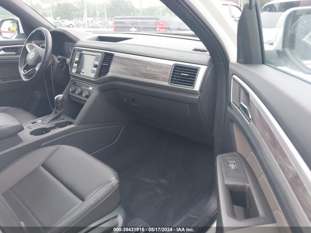 1V2DC2CA2NC231379 Volkswagen Atlas Cross Sport 2.0t Se