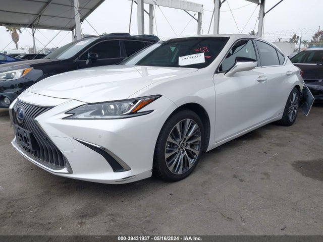 JTHB21B13K2030386 Lexus ES 300H