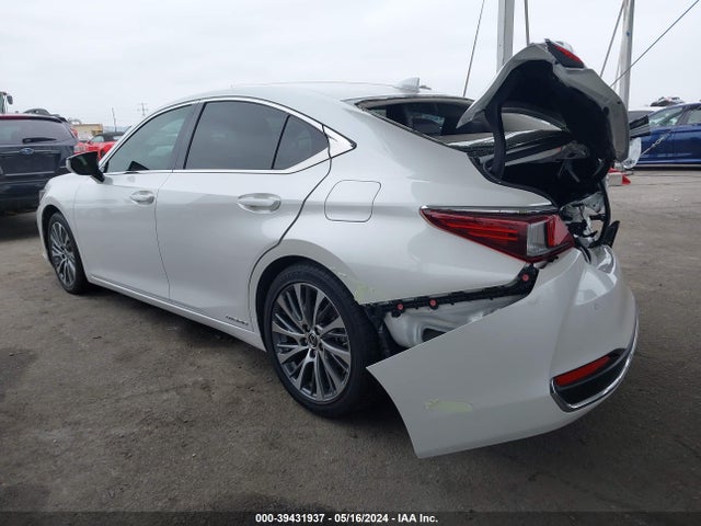 JTHB21B13K2030386 Lexus ES 300H