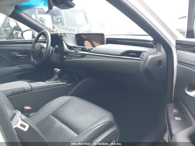 JTHB21B13K2030386 Lexus ES 300H