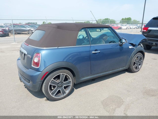2010 MINI COOPER S WMWMS3C52ATY08271 Photo 3