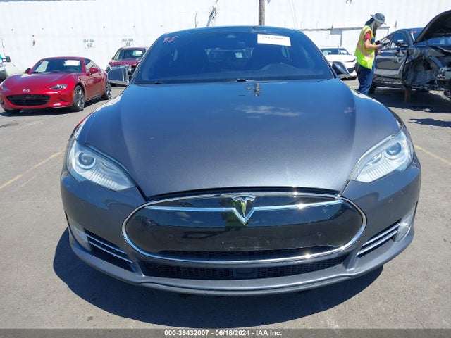 Tesla Model S 90d/p100d/p85d/p90d 2016 5YJSA1E46GF130335 Image 12