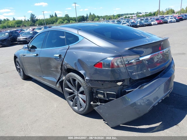 2016 TESLA MODEL S 5YJSA1E46GF130335 Photo 2