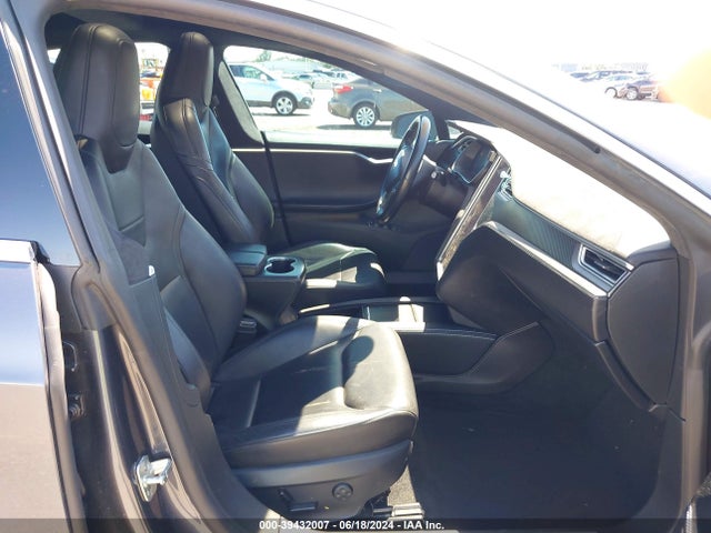 2016 TESLA MODEL S 5YJSA1E46GF130335 Photo 4