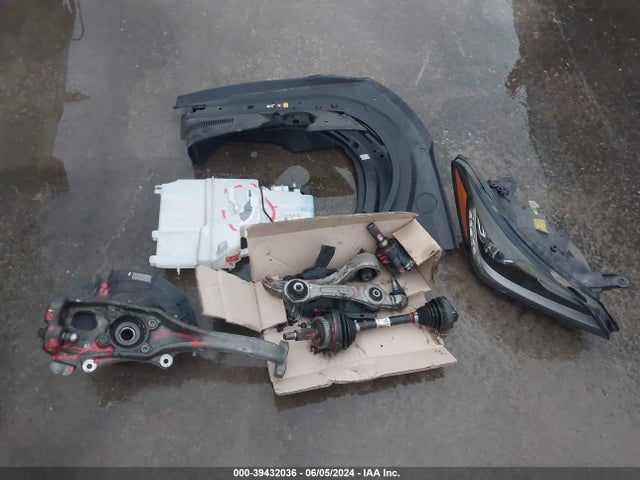 Hyundai Genesis 3.8 2015 KMHGN4JE4FU024574 Image 12