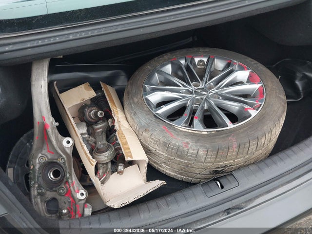 Hyundai Genesis 3.8 2015 KMHGN4JE4FU024574 Image 19