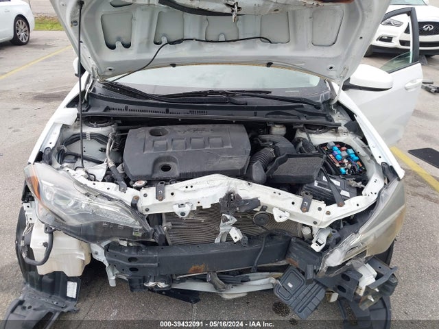 Toyota COROLLA LE 2018 2T1BURHE4JC037187 Image 10