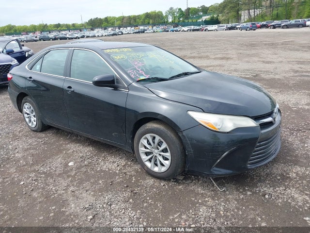 Toyota CAMRY LE 2015 4T1BF1FK2FU036663 main image