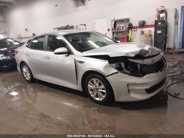 KIA Optima Lx 2018 5XXGT4L30JG249868 Image 1