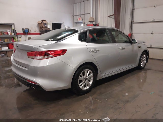 KIA Optima Lx 2018 5XXGT4L30JG249868 Image 4