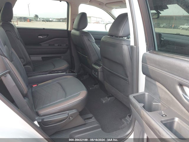 Nissan Pathfinder Platinum 2wd 2022 5N1DR3DH7NC213120 Image 8