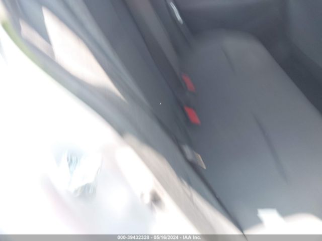 JTDEPMAE1MJ142778 Toyota COROLLA LE