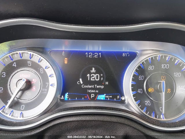 Chrysler 300 Anniversary Edition 2016 2C3CCAAG4GH135143 Image 7