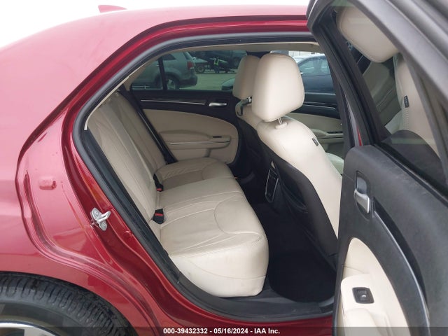 Chrysler 300 Anniversary Edition 2016 2C3CCAAG4GH135143 Image 8
