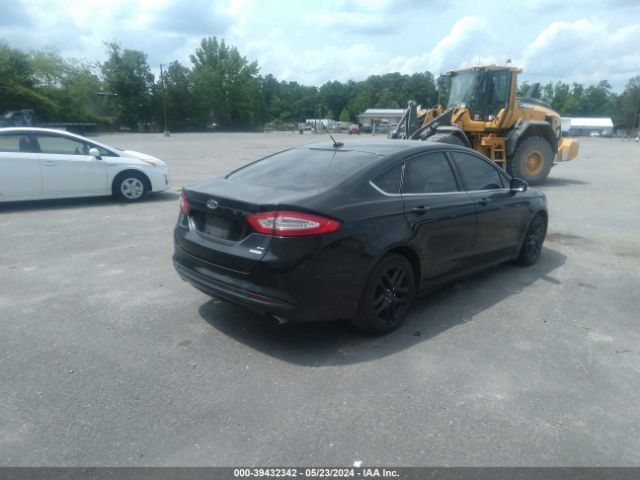 1FA6P0HD8F5109319 Ford FUSION SE