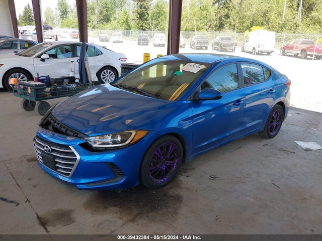 Hyundai ELANTRA SE 2018 5NPD74LF8JH232502 Image 2