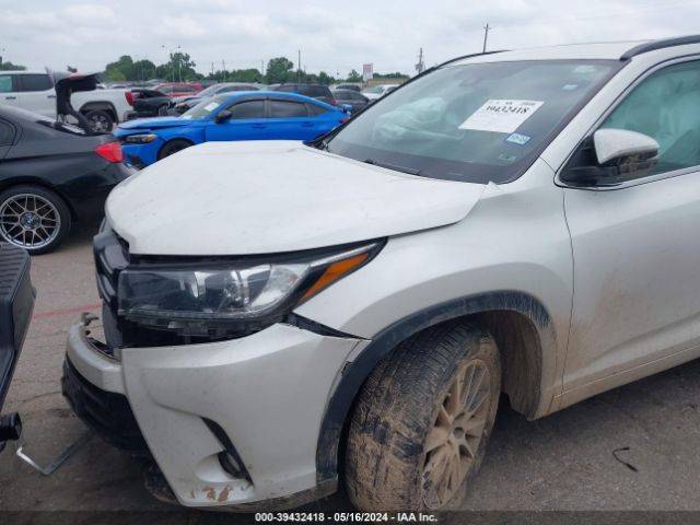 5TDKZRFHXJS546819 Toyota Highlander Se
