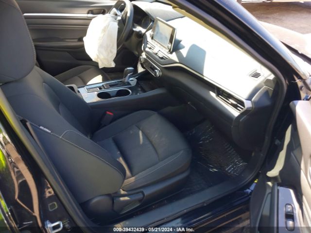 1N4BL4DW2MN309263 Nissan Altima Sv Intelligent Awd