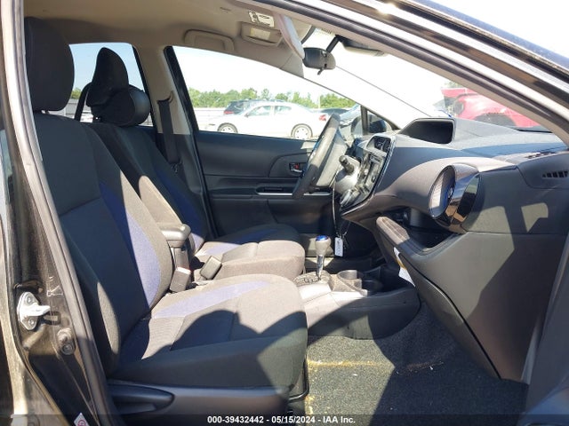 Toyota Prius C Three 2018 JTDKDTB34J1606967 Image 5