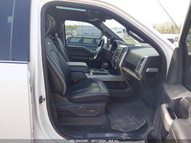 1FTFW1EG4JFC77124 Ford F-150 Platinum