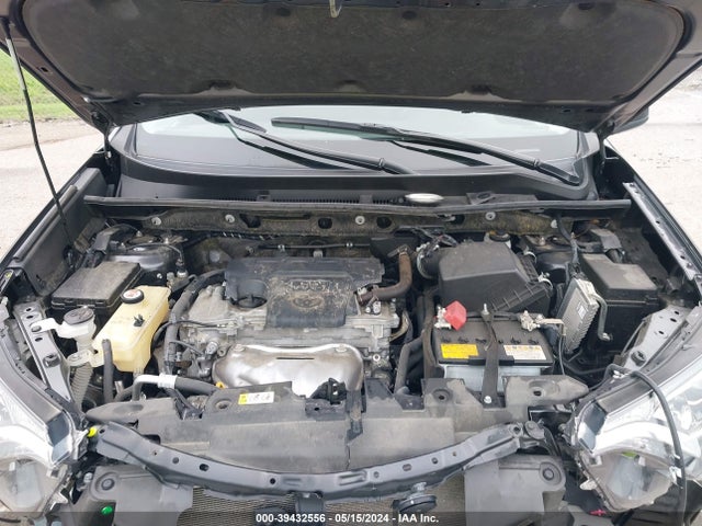 Toyota RAV4 LE 2018 JTMZFREV0JJ749925 Image 10