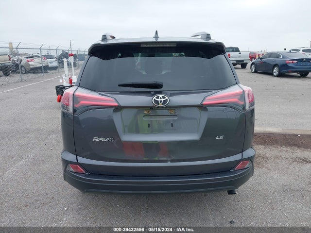 Toyota RAV4 LE 2018 JTMZFREV0JJ749925 Image 16