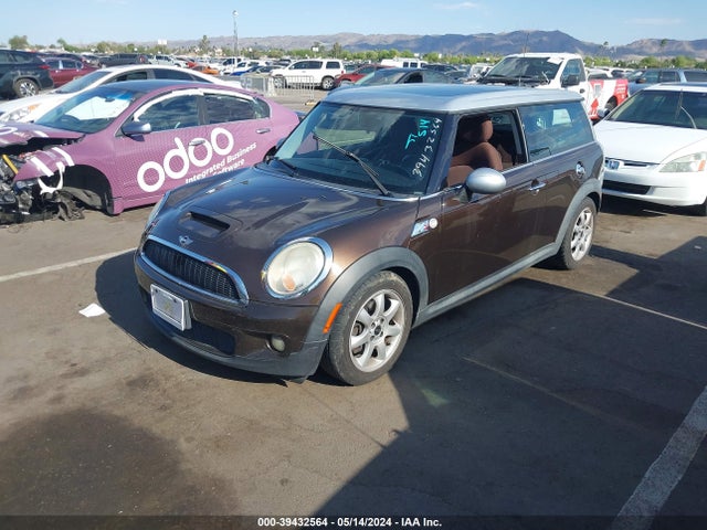 2009 MINI COOPER S CLUBMAN WMWMM33569TP91612 Photo 1