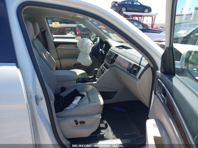 1V2NR2CA0JC588637 Volkswagen Atlas 3.6l V6 Sel Premium