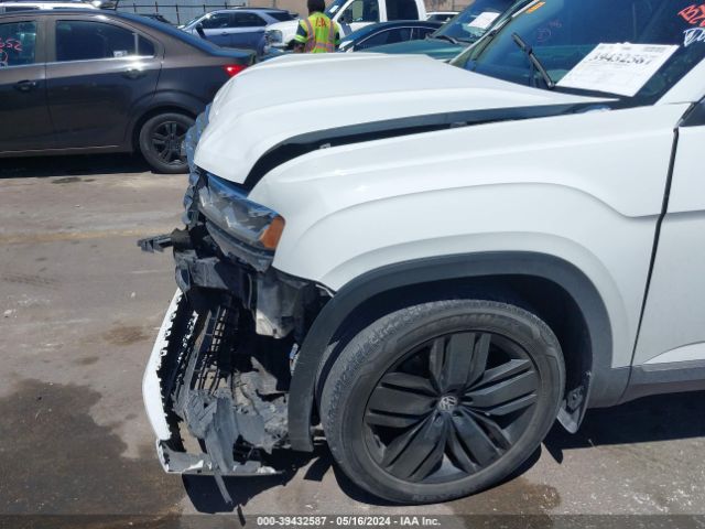 1V2NR2CA0JC588637 Volkswagen Atlas 3.6l V6 Sel Premium
