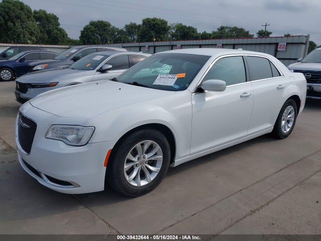 2C3CCAAG9FH830331 Chrysler 300 Limited