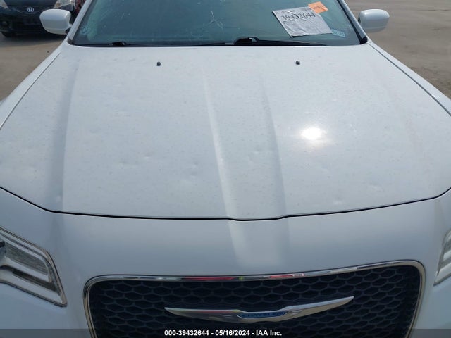 2C3CCAAG9FH830331 Chrysler 300 Limited