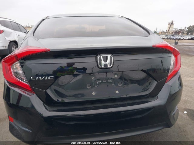 Honda Civic Lx 2018 2HGFC2F59JH558296 Image 16